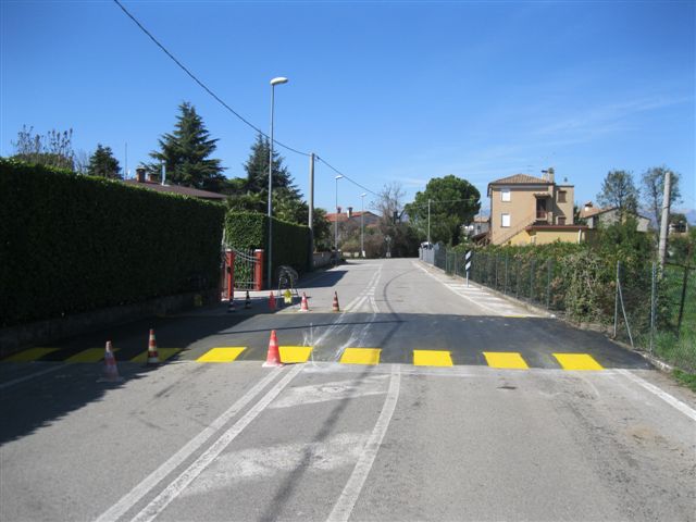 Completata la segnaletica in via Cal di Mezzo a Caonada