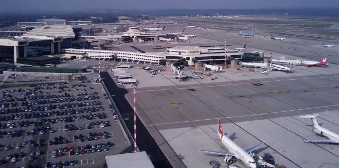 Aereo da turismo finisce fuori pista a Treviso, aeroporto Canova chiuso per sei ore