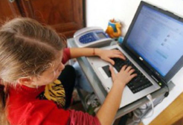 Cyberbullismo, i nostri figli sono in pericolo, l’orco arriva da Internet