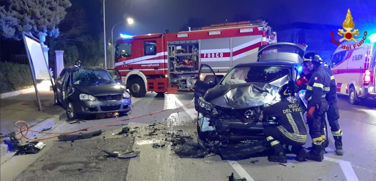 Scontro frontale a Conegliano Veneto
