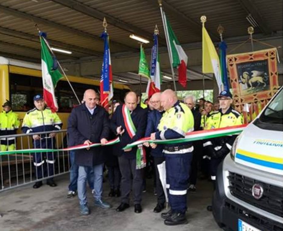 Nuovo furgone per la Protezione Civile Montebelluna
