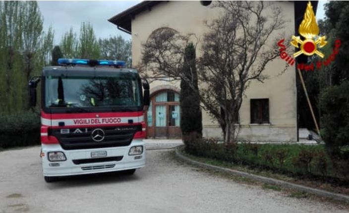 Incendio in un centro massaggi