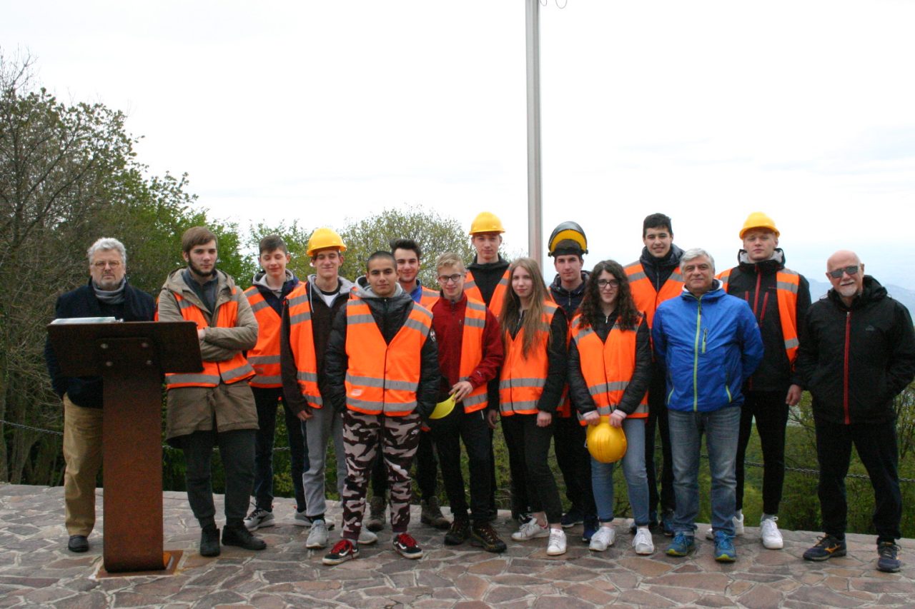 Gli studenti dell’Einaudi di Montebelluna “in trincea”
