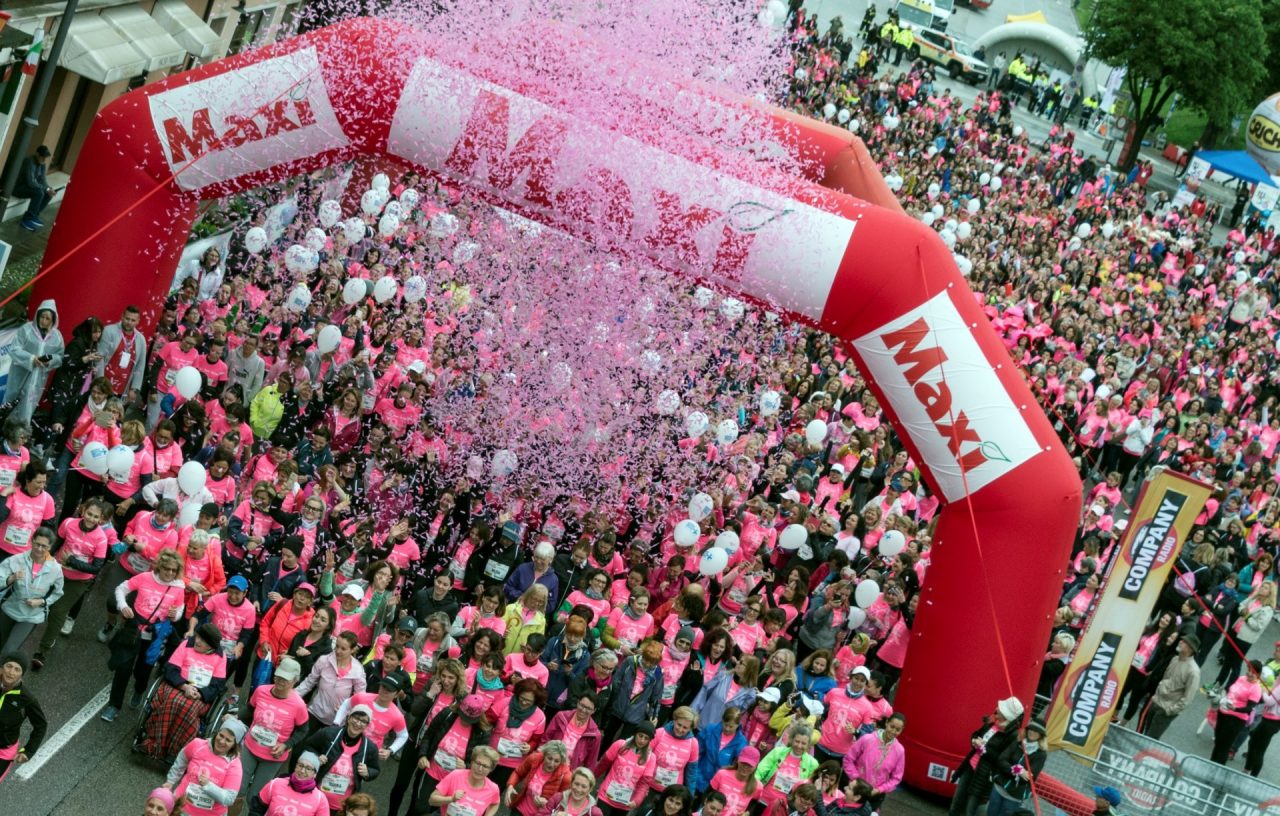 Treviso è donna, la pioggia non ferma la grande festa rosa