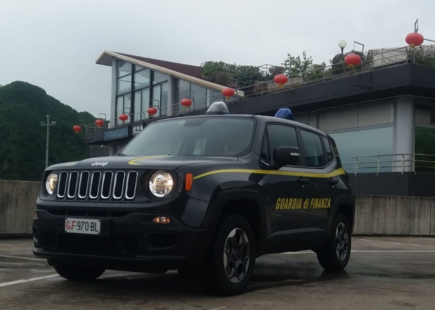 Non fanno lo scontrino, la Gdf sospende quattro attività gestite da cinesi