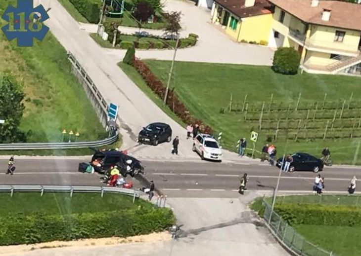 Schianto a Refrontolo, 6 feriti