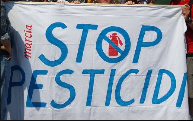 “Stop a pesticidi e nuovi vigneti”