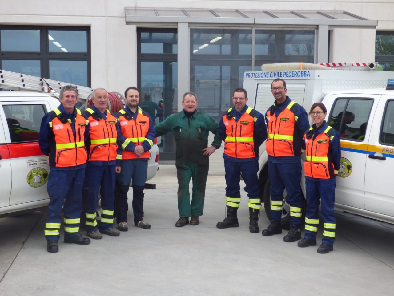 La Protezione civile indossa nuove divise