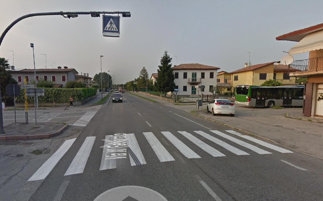 Investito sulle strisce, grave un 74enne