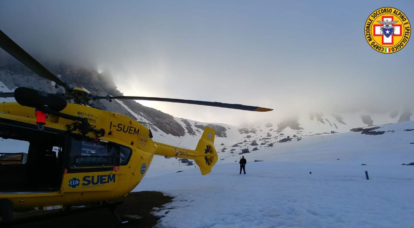 Scialpinista trevigiano ferito e bloccato nella tormenta: salvato dal Soccorso alpino