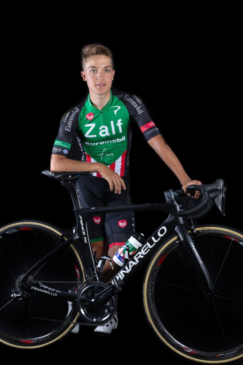 La Zalf Euromobil con la nuova maglia al Giro d’Italia U23