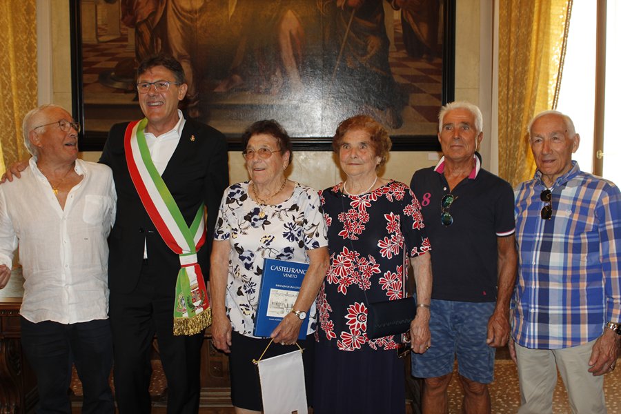 Quattro generazioni di Beraldo ricevute in Municipio