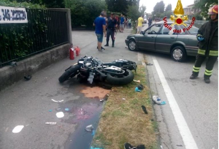 Incidente a Signoressa, grave un motociclista