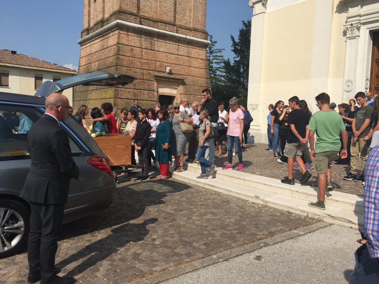 Ciao Fiore: l’ultimo saluto a Baldan, storico titolare del bar Borsa