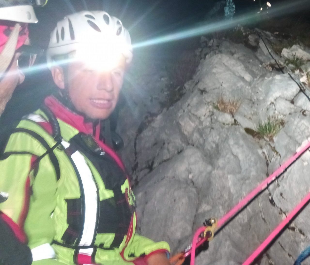 Escursioni pericolose, il Soccorso Alpino salva due persone nella notte
