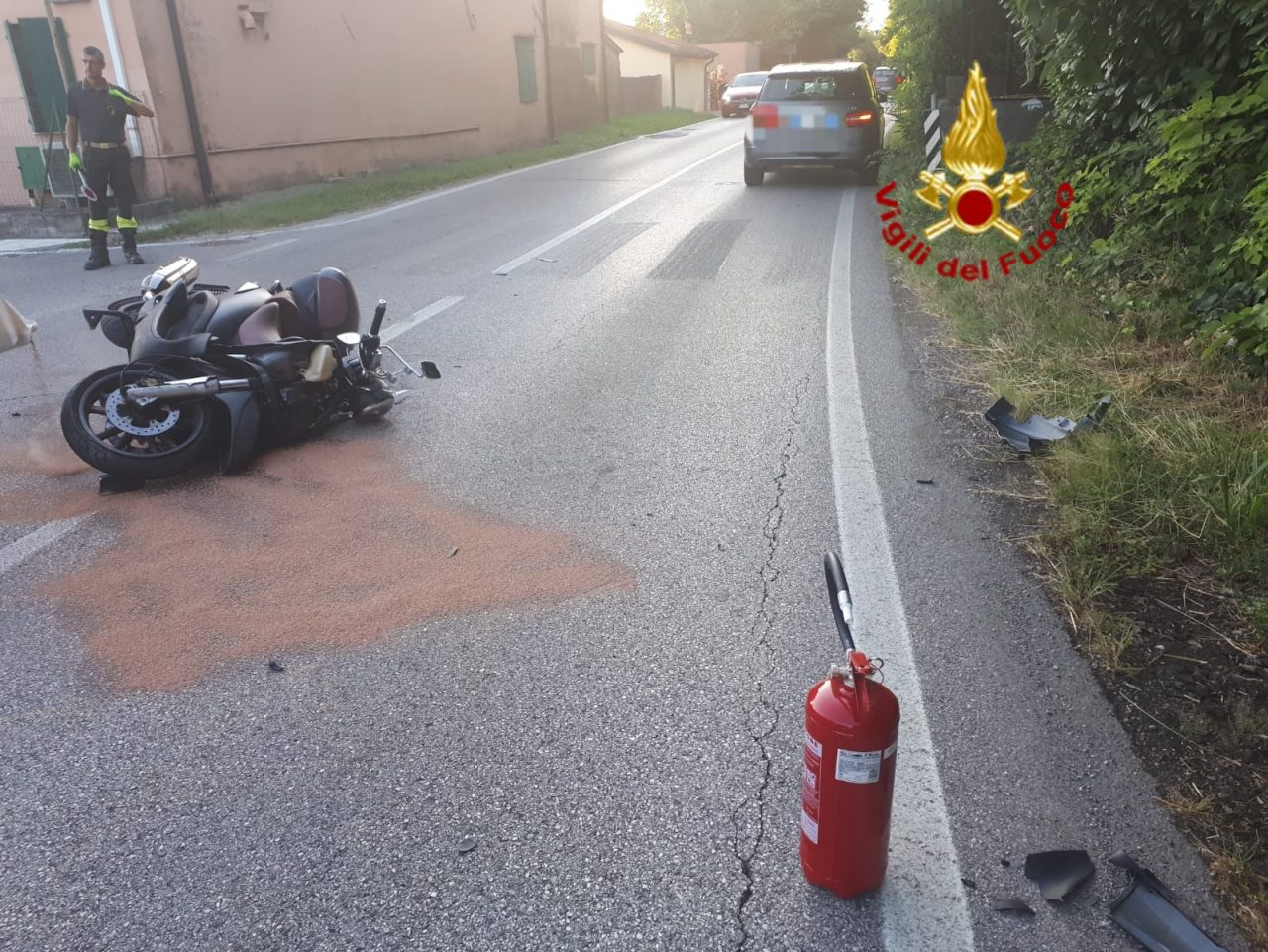 Incidente auto moto a Paese: un ferito
