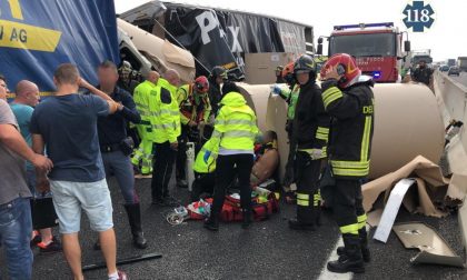 Scontro tra Tir sull'autostrada, un ferito grave