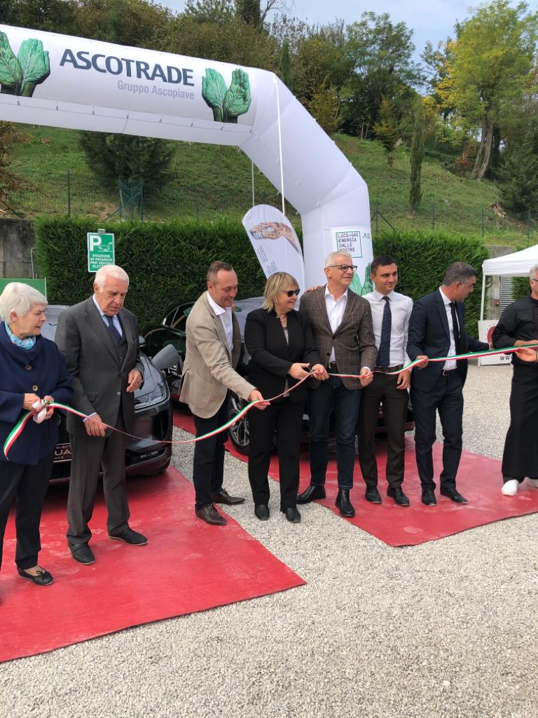 Ca’ del Poggio, Ascotrade e Becharge donano energia pulita alle Colline dell’Unesco