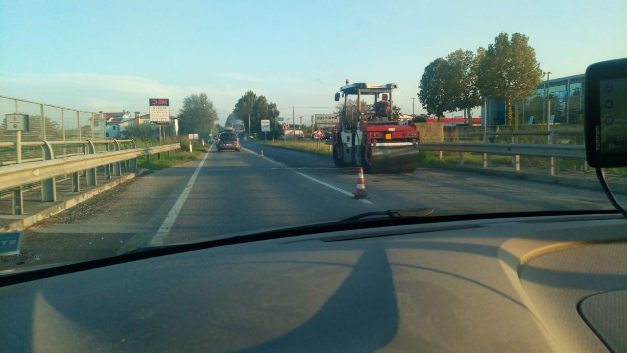 Signoressa, lavori in corso nell’ora di punta, code chilometriche