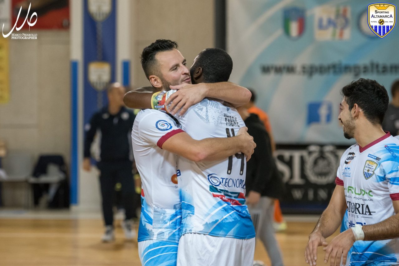 Altamarca calcio a 5, pokerissimo al Cavezzo