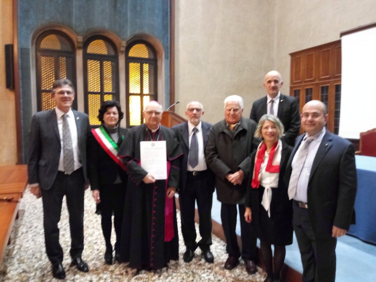 Il Nunzio apostolico Alberto Bottari è Grand’Ufficiale del Santo Sepolcro