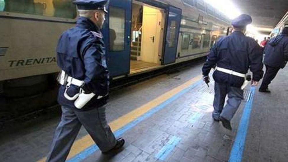 Stazione di Treviso, la viaggiatrice dimentica la borsa e lui gliela ruba: denunciato!