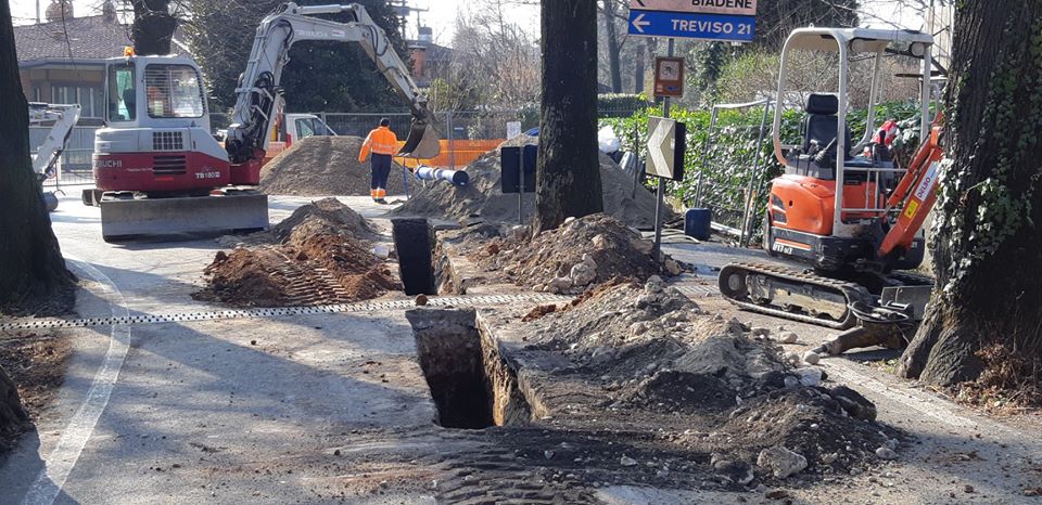 Conclusa la prima fase in via Zuccareda, sono ora in corso i lavori della seconda con chiusura del tratto stradale di viale d’Amore, da viale Matteotti a via Zuccareda.