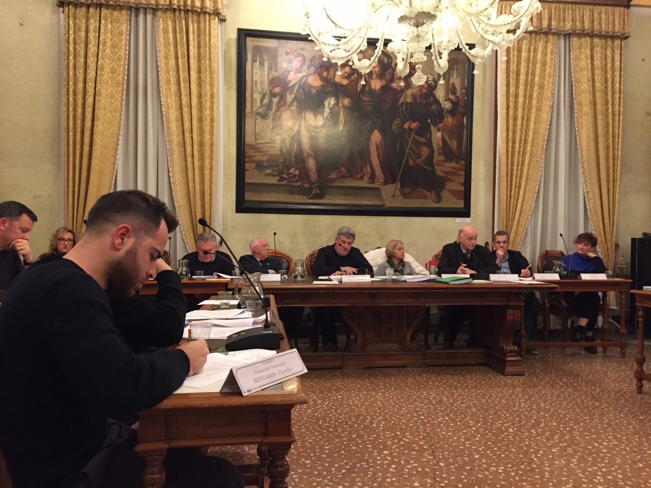 Famiglie e attività economiche colpite dal Covid: pacchetto da un milione di euro per sostenerle