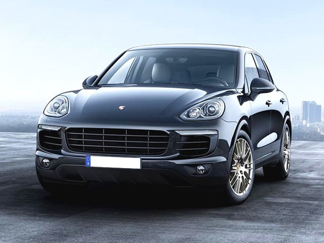 Vende Porsche Cayenne a 90mila euro su internet: riesino truffato