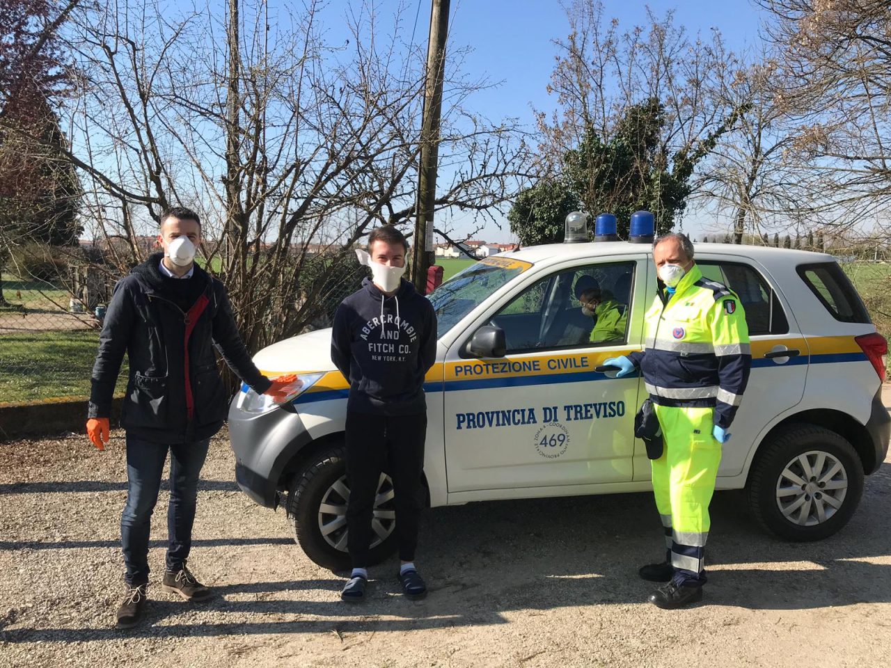 Gruppo Giovani Albaredo, donati 800 euro alla Protezione civile di Vedelago