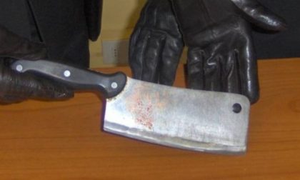 Tragedia sfiorata: cinese aggredisce i datori di lavoro con una mannaia