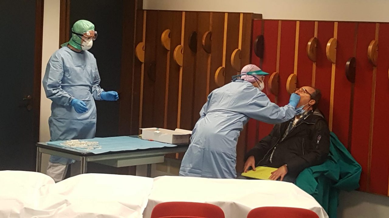 Coronavirus Treviso, tamponi a tappeto per identificare i positivi asintomatici 
