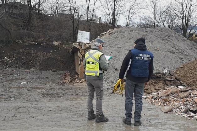 Traffico di rifiuti contaminati amianto: arrivavano da Castelfranco