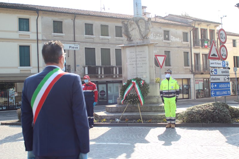 Festa 25 aprile, Marcon: “Facciamo fronte comune contro il nemico che stiamo sconfiggendo” VIDEO
