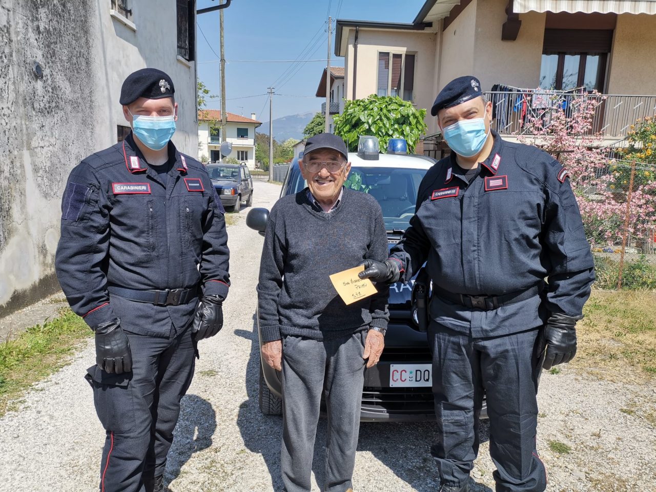 Crocetta del Montello, 86enne perde i soldi appena prelevati: glieli restituiscono i Carabinieri