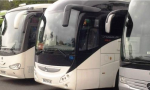 Minorenne minaccia un coetaneo sul bus e gli ruba il giubbotto da 300 euro