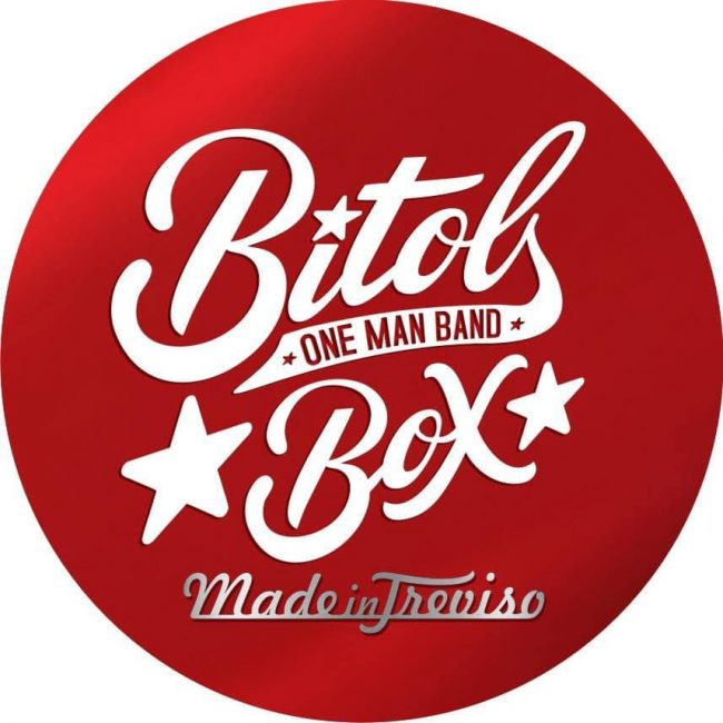 Bitols da Roncade diventa un "juke box umano" per tornare a suonare - VIDEO