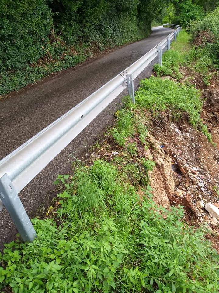 Smottamento via Groppa Montebelluna: strada chiusa al traffico per garantire la sicurezza
