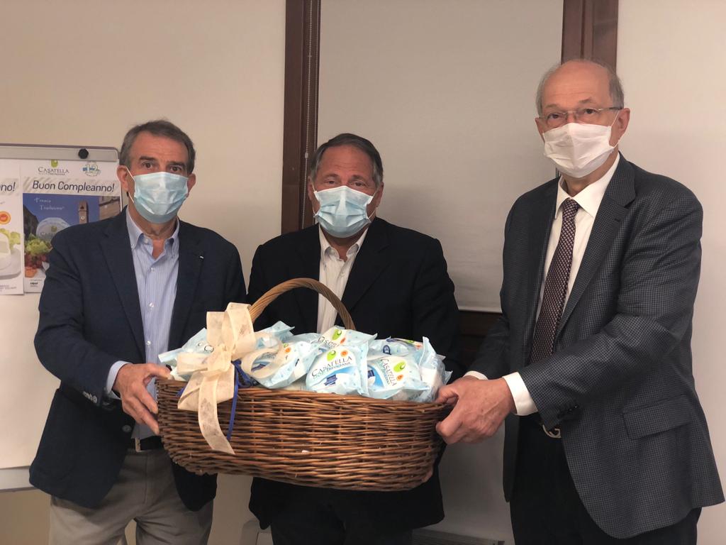 Casatella Trevigiana, il compleanno della DOP con omaggio agli eroi in corsia – FOTO