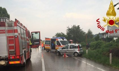 Incidente tra due auto a Montebelluna: 3 feriti di cui uno grave