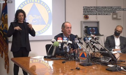 Trasporto pubblico locale, la proposta di Zaia: "Via il distanziamento, solo mascherine"