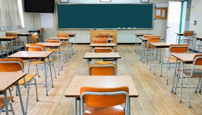 Lezioni in presenza sabato e domenica? Il Veneto si ribella: "Proposta strampalata"