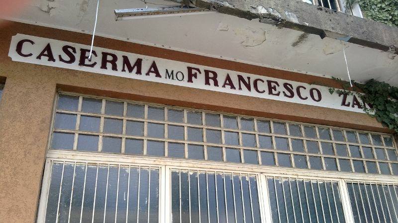 Cinque positivi al Covid, ma i profughi rifiutano il tampone: tensione all’ex Caserma Zanusso