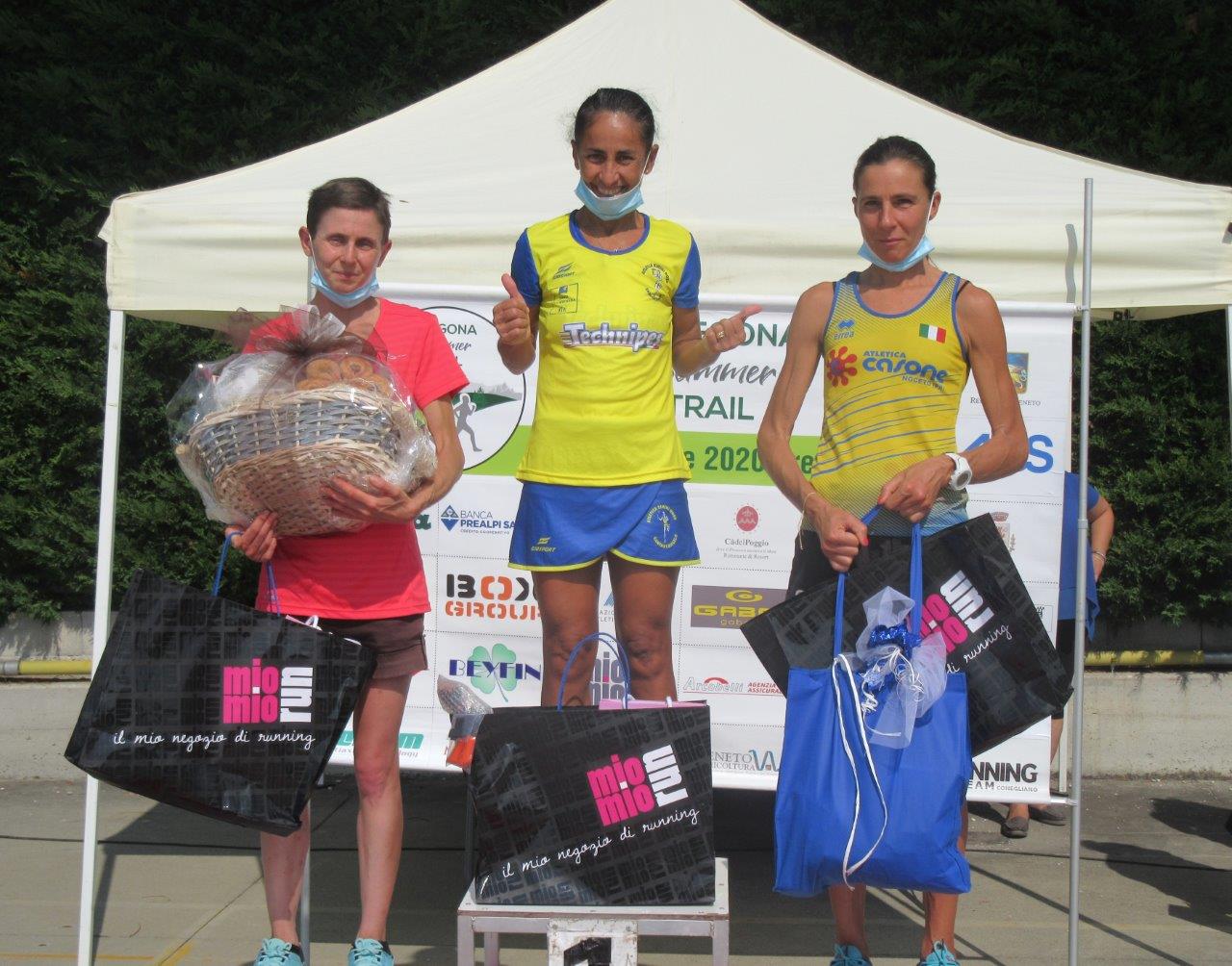 FSTB_Il podio femminile della 22,2 km