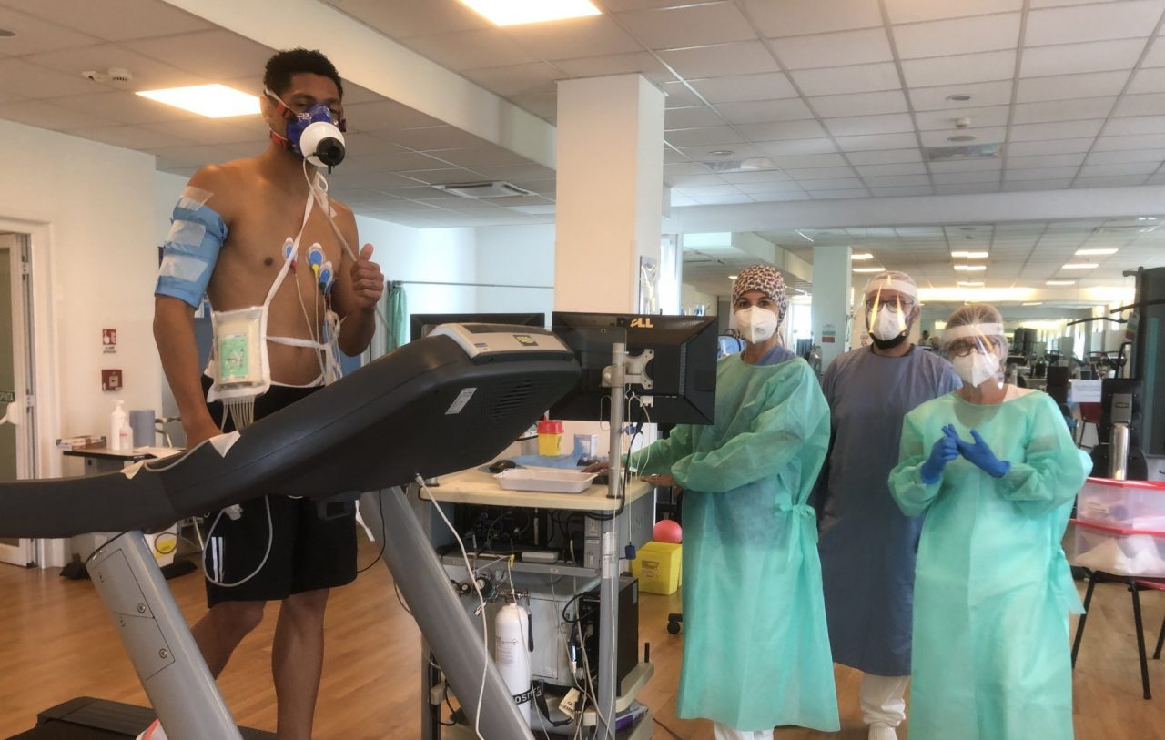 Il campione olimpico Van Niekerk può tornare in pista: controlli post Covid a Treviso