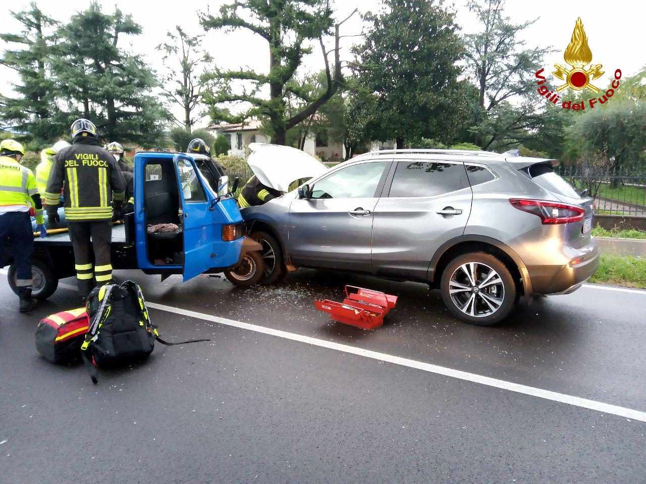 Incidente Conegliano, Ape car contro un’auto: ferito il conducente