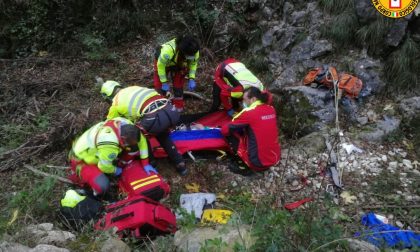 Precipita per una decina di metri dalla parete di roccia: climber 46enne ferito