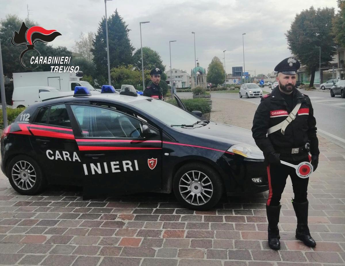 Spaccio di cocaina ed eroina al dettaglio: fermati i due “boss” della Castellana