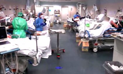 Da mercoledì partono le lettere per i sanitari no vax: a casa senza stipendio fino a capodanno