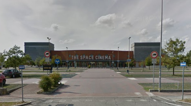 Procurato allarme a Silea, si puntavano contro pistole giocattolo davanti al cinema: 7 giovani denunciati